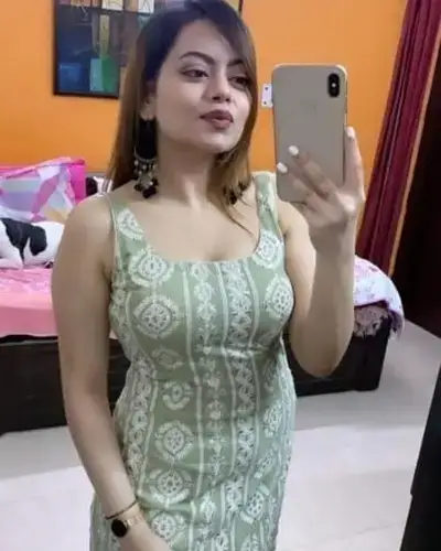 Call Girl in Karol Bagh
